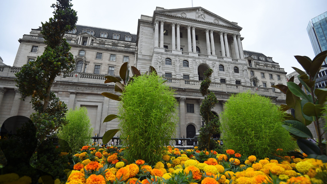 Bank of England Poised to Cut Interest Rates in May: Inflation and Wage Trends Set the Stage