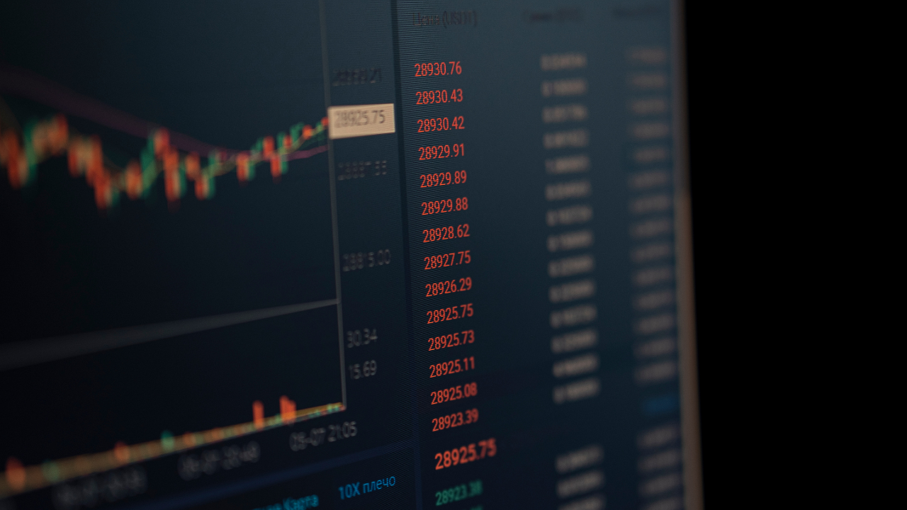 Cathie Wood’s ARK Invest Buys eToro IPO Stock Amid Volatile Trading